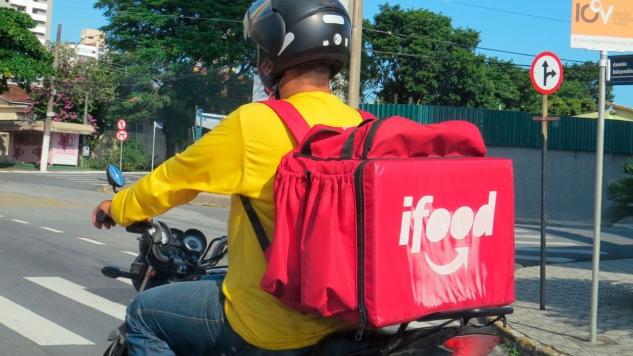 How to Become an iFood Driver & Courier: A Starter's Guide